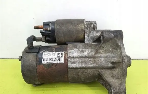 Peugeot 807 Starter motor M000T86081