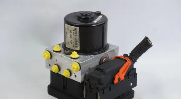 Suzuki Grand Vitara II ABS Pump 65JF 06210204584 06210906023