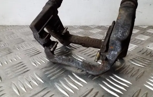 Opel Astra K Rear brake pad spring 182146A