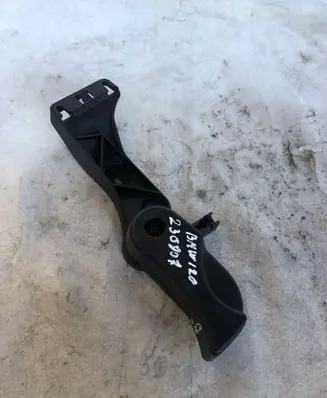 BMW 1 F20 F21 Engine bonnet (hood) release handle 17365810