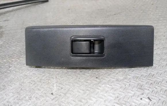 Toyota Corolla Verso AR10 Electric window control switch 742310F030