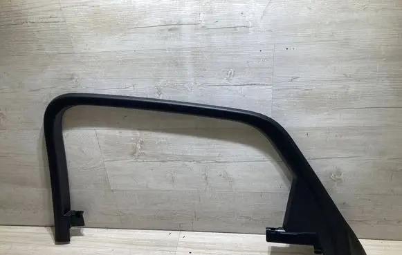 Audi Q3 F3 Rear door window/glass frame 83F867672