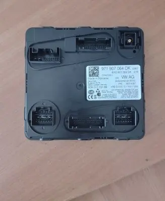 Porsche Panamera (971) Comfort/convenience module 971907064DK