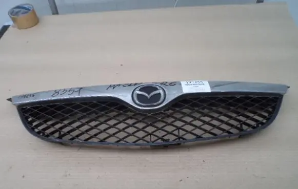 Mazda 626 Front grill