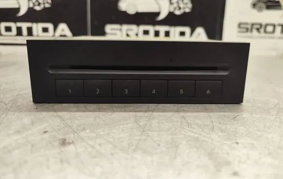 Mercedes-Benz ML W164 CD/DVD changer A2118703889 AL351160192644