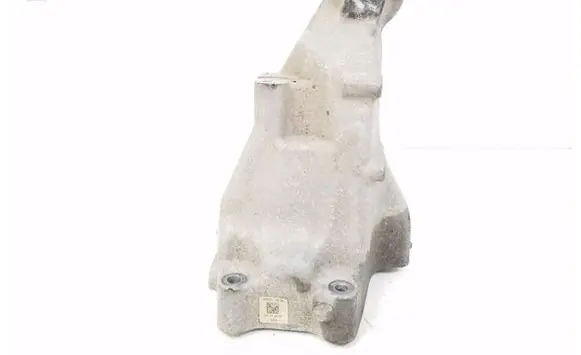 Mercedes-Benz E W212 Engine mounting bracket A6512233504