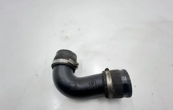 Volvo V40 Intercooler hose/pipe 31431109