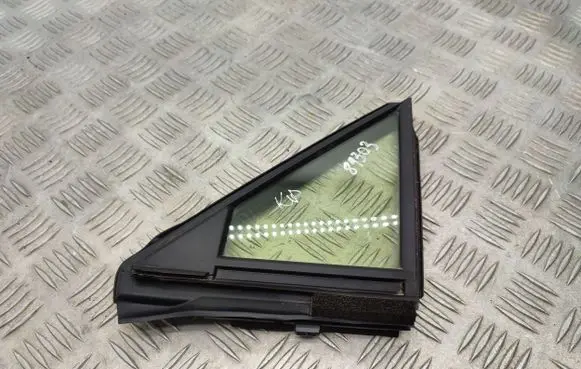 Toyota RAV 4 (XA50) Front door vent window glass four-door 43R00034