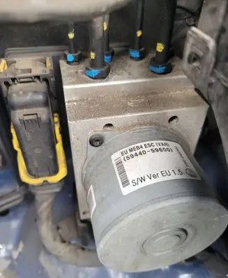 Hyundai Solati H350 ABS Pump 5944059600