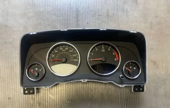 Speedometer (instrument cluster)