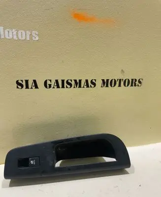 KIA Ceed Front door card panel trim 82361