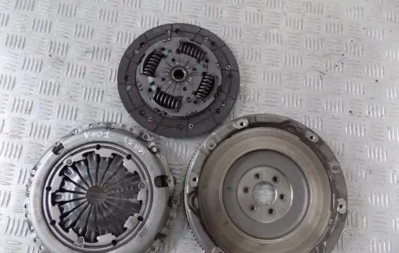 Citroen Berlingo Dual mass flywheel 