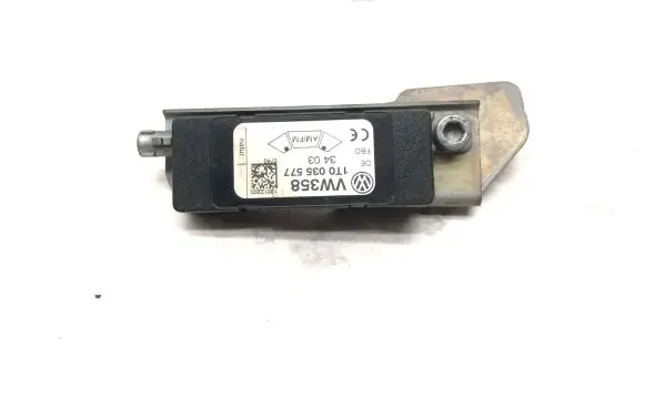 Volkswagen Touran I Antenna control unit 1T0035577 1T0971501H