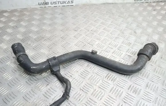 Volkswagen PASSAT B5 Engine coolant pipe/hose 4B0121101E