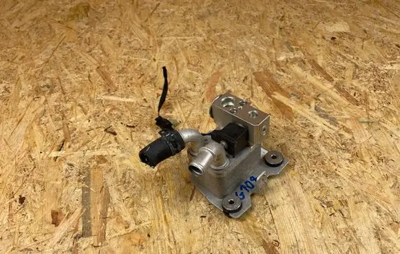 Air conditioning (A/C) compressor (pump)