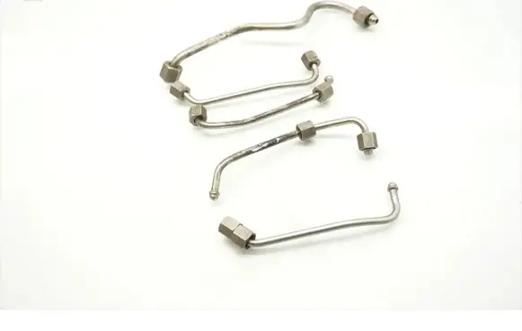 Fuel injector supply line/pipe