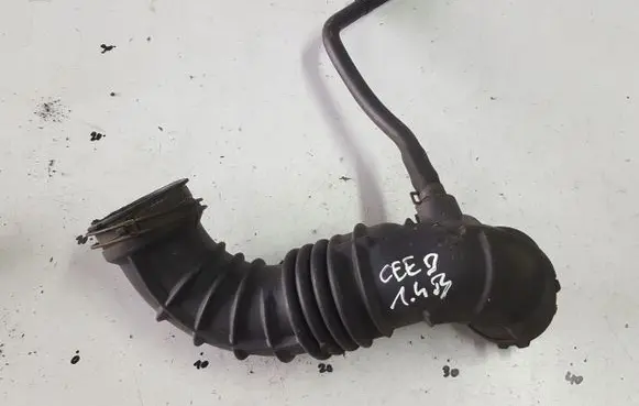 KIA Ceed Air intake hose/pipe 281381H050
