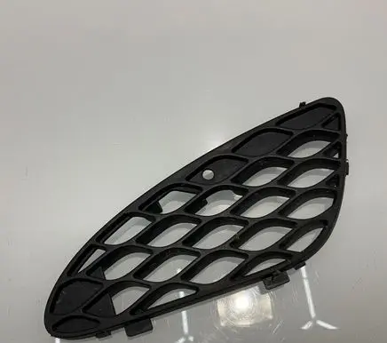 Mercedes-Benz E W211 Front bumper lower grill A2118850753 2118850753