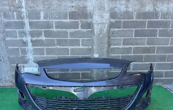 Opel Astra J Front bumper