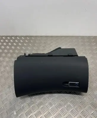 Mercedes-Benz E W213 Glove box A2136800591 W0007 68005919K00