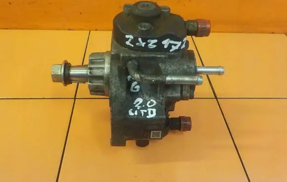 Mazda 6 Fuel injection high pressure pump RF7J13800C 2XZ172