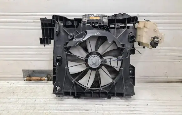 Peugeot iOn Radiator set 2635006160