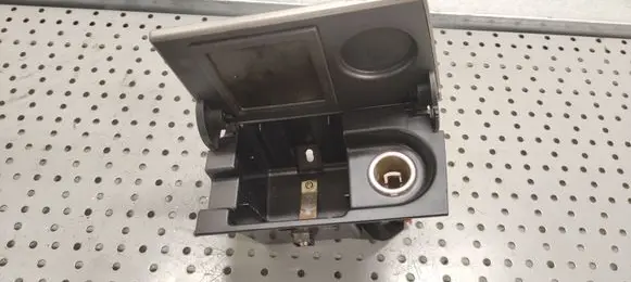 KIA Carnival Ashtray (front) 