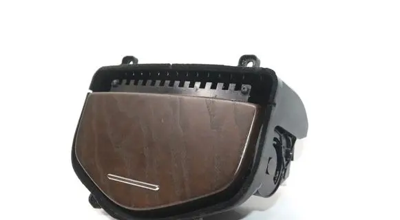 Maserati Ghibli Dashboard storage box/compartment 670063519