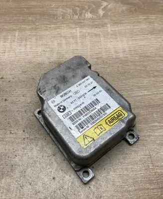 BMW 5 E39 Airbag control unit/module 6933238 0285001681 33A