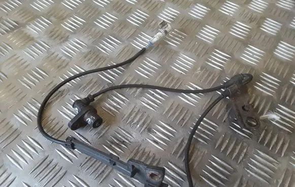 Toyota Corolla E120 E130 ABS brake wheel speed sensor 8954212070 8826612620