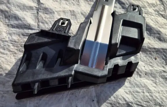 BMW X1 F48 F49 Headlight/headlamp mounting bracket 63117428742
