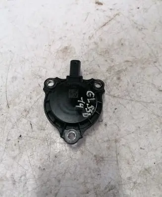 Mercedes-Benz GL X166 Camshaft vanos timing valve A2761560490