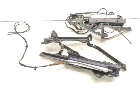 Volvo C70 Convertible roof hinge RH09466636 LH09466636 09466636