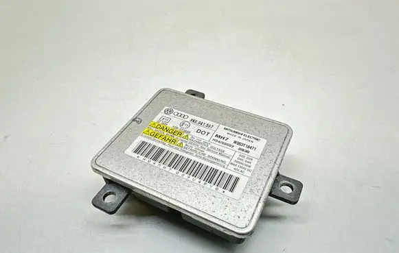 Audi A4 S4 B8 8K Headlight ballast module Xenon 8K0941597