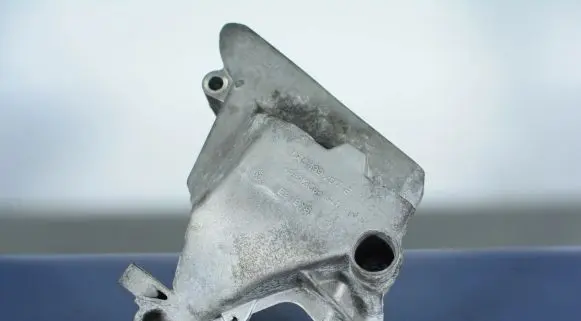 Skoda Citigo Engine mount vacuum valve 04C199207E