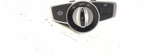 Mercedes-Benz X-class W470 Light switch 4709051700 A4709051700