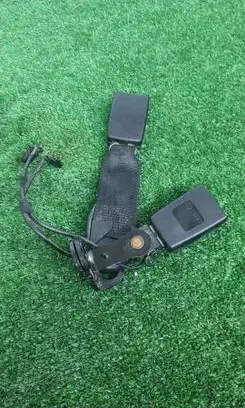 Audi A1 Front seatbelt buckle