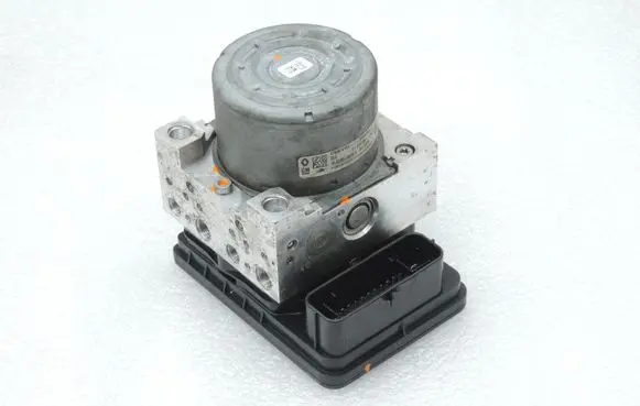 Opel Vivaro ABS control unit/module 476601418R 93459794