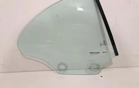 BMW 8 G14 Rear side window 7428516