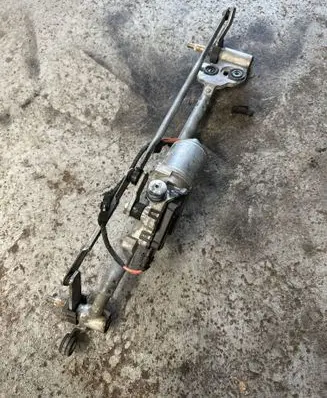 Front wiper linkage and motor