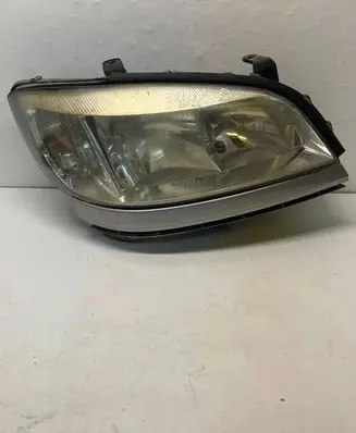 Opel Zafira A Headlight/headlamp 89100055