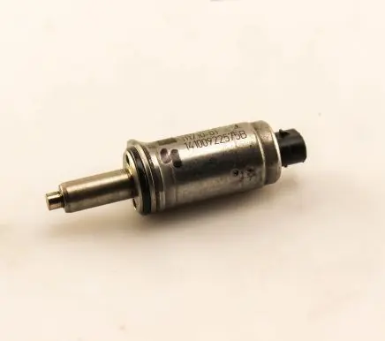 Audi A4 S4 B8 8K Camshaft vanos timing valve 06E103697M