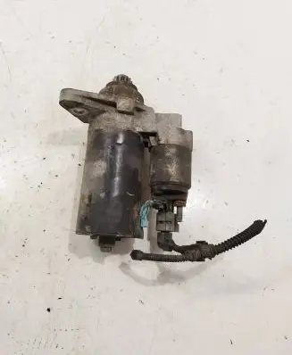 Volkswagen Golf V Starter motor 02Z911023