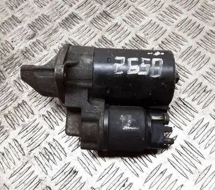 Opel Astra H Starter motor 0611220132451