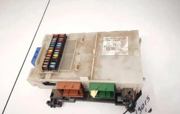 Ford S-MAX Fuse box set 6g9t14a073dk 6g9t-14a073-dk