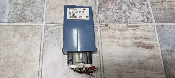 Mazda 323 F Door control unit/module BJ3F67830B