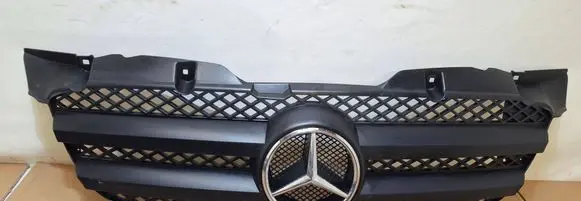 Mercedes-Benz Sprinter W906 Front bumper upper radiator grill A9068800385