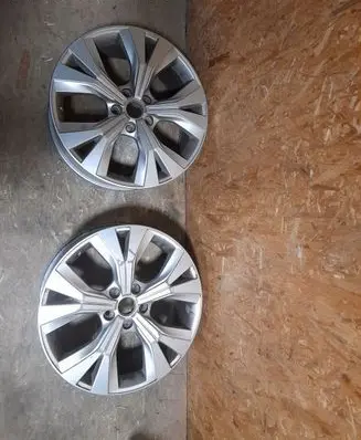 Seat Ateca R18 alloy rim 575601025AB