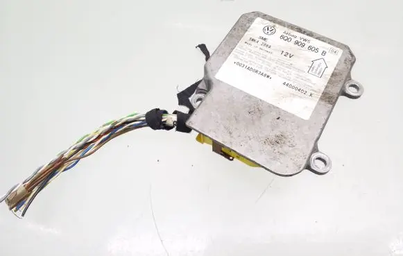 Volkswagen PASSAT B5.5 Airbag control unit/module 6Q0909605B