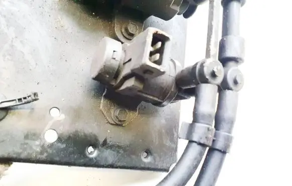 Ford Mondeo MK I Turbo solenoid valve
